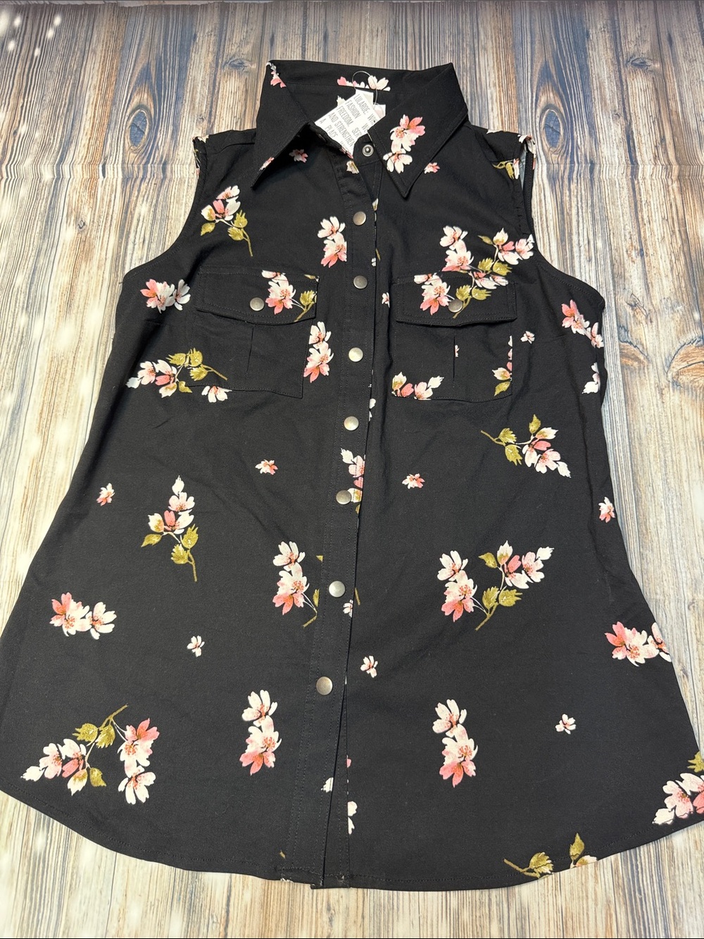 LuLaRoe Roxanne Black Sleeveless Snap-Front Floral Button Down Top